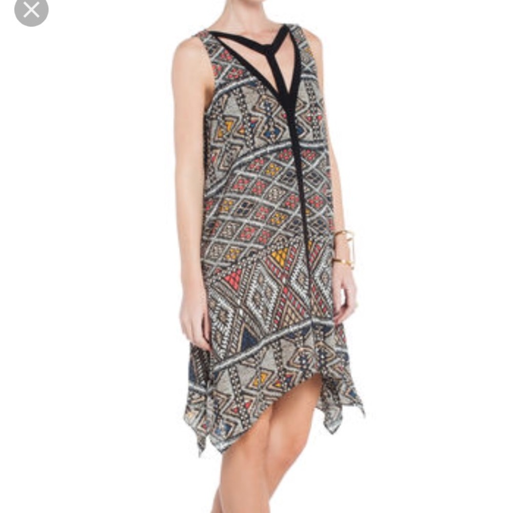 NWT Bcbgmaxazria Tian Handkerchief Hem Dress